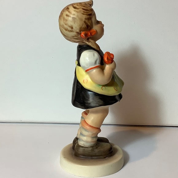 Hummel “Sister” figurine. Vintage - Picture 4 of 6